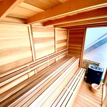 The Square - Vacation Rental With Outdoor Sauna - Centre Of אנטוורפן מראה חיצוני תמונה