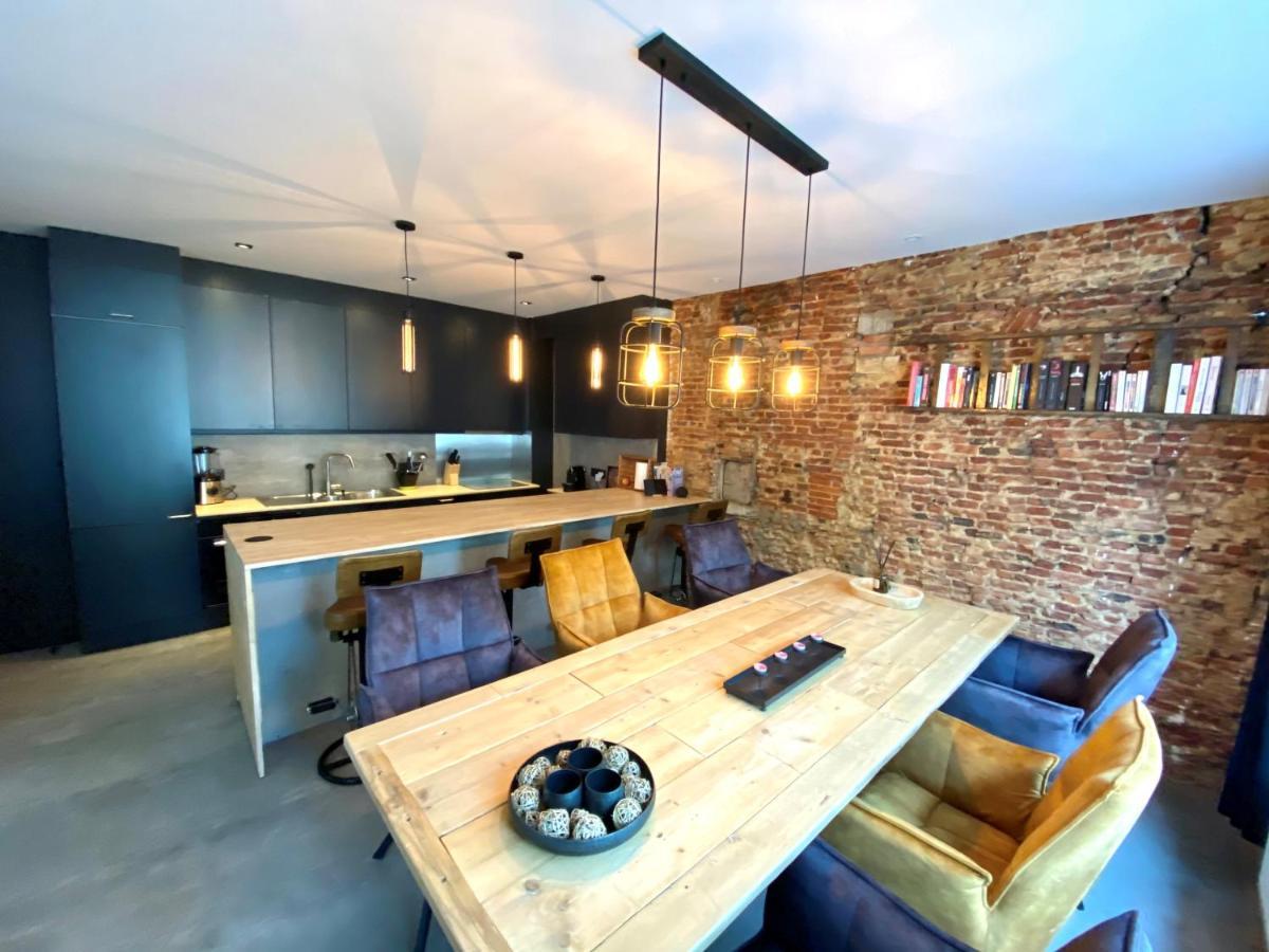 The Square - Vacation Rental With Outdoor Sauna - Centre Of אנטוורפן מראה חיצוני תמונה